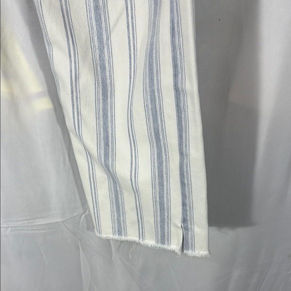 Citizens of Humanity White and Blue Straight Leg Jeans with Stripes and Belt - Picture 6 of 12